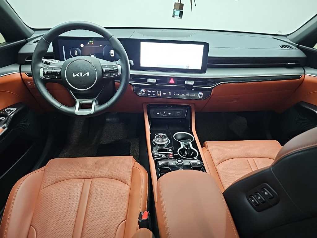 Kia K5 — photo 07