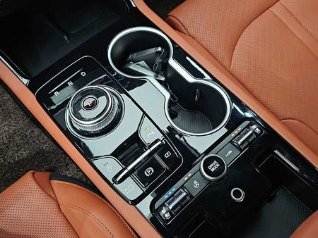 Kia K5 — photo 08
