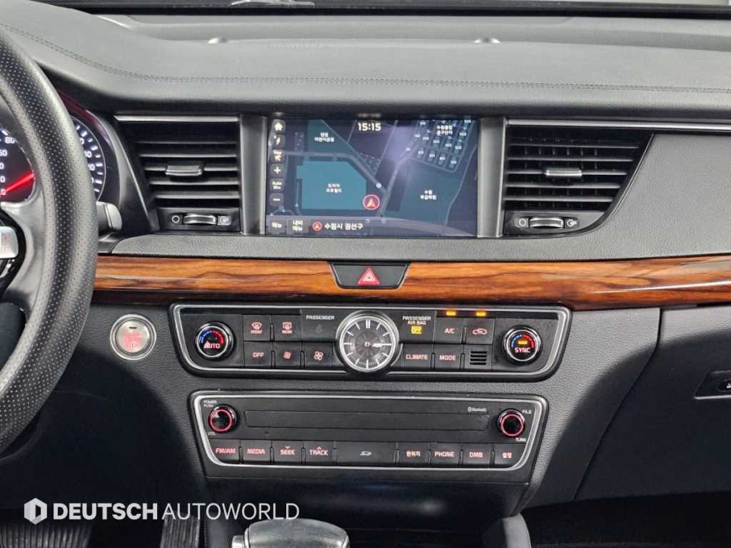 Kia K7 — photo 07