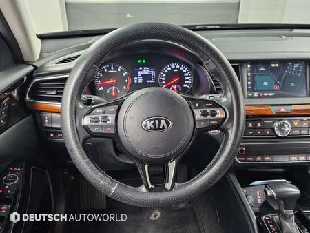 Kia K7 — photo 16