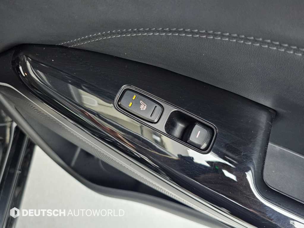 Kia K7 — photo 17