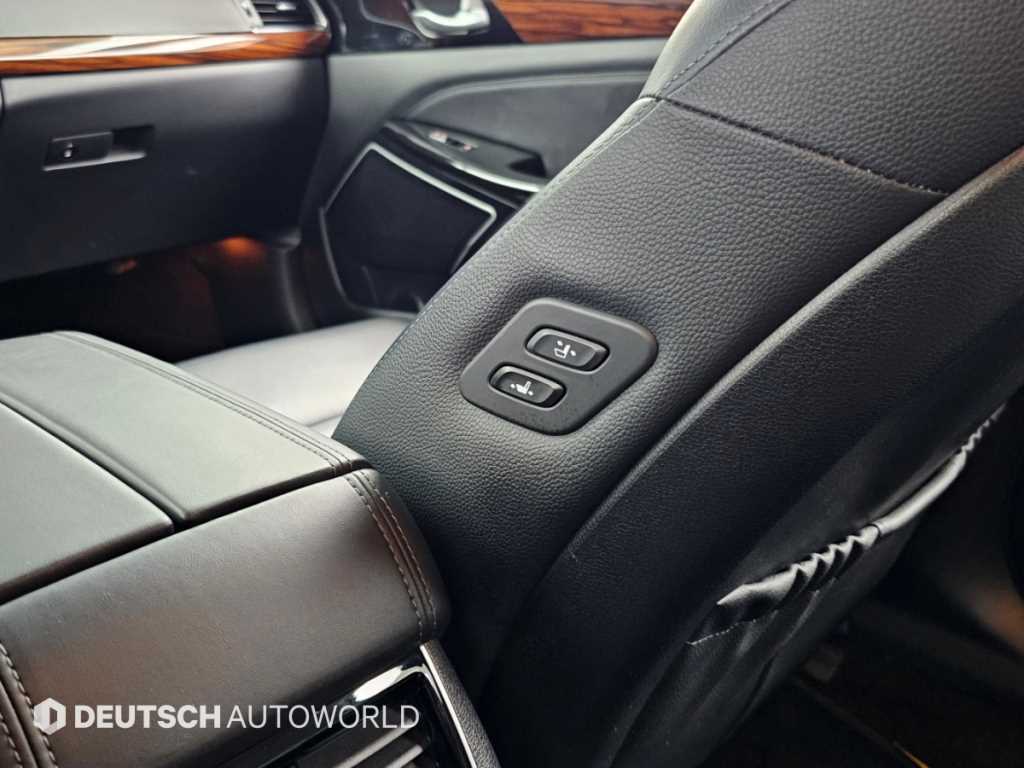 Kia K7 — photo 18