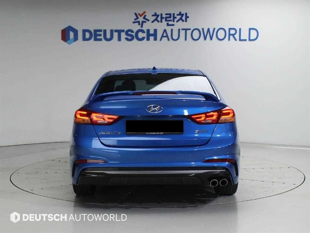 Hyundai Avante — photo 04