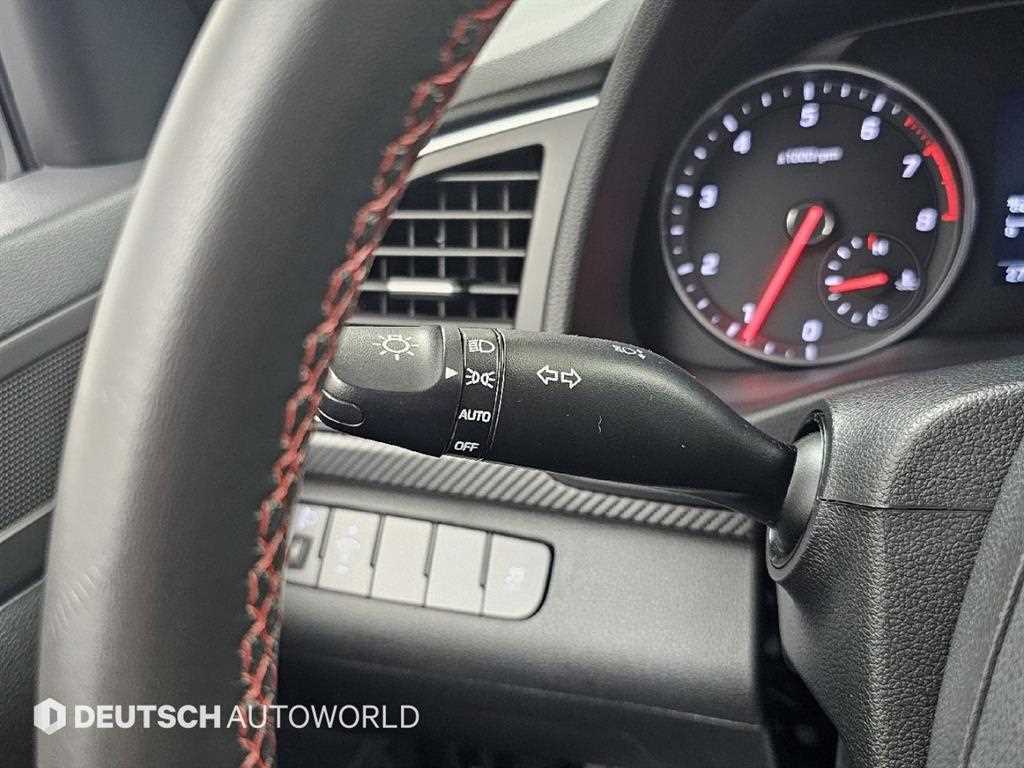 Hyundai Avante — photo 16