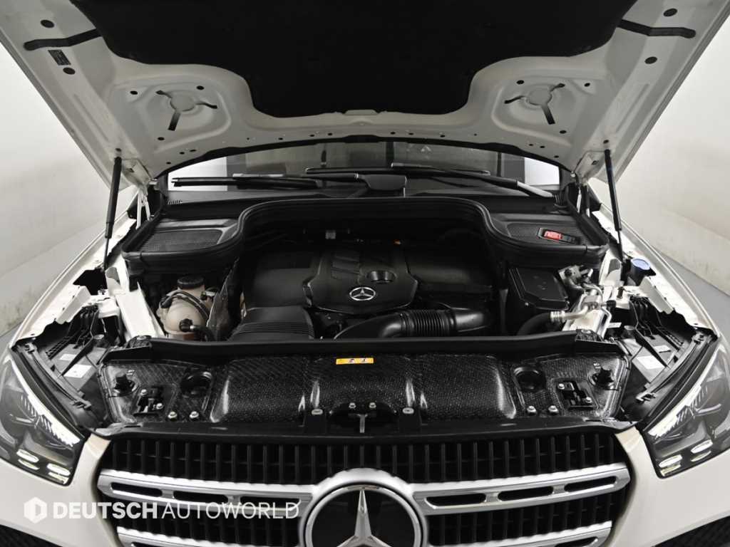 Mercedes-Benz GLE-Class — photo 06
