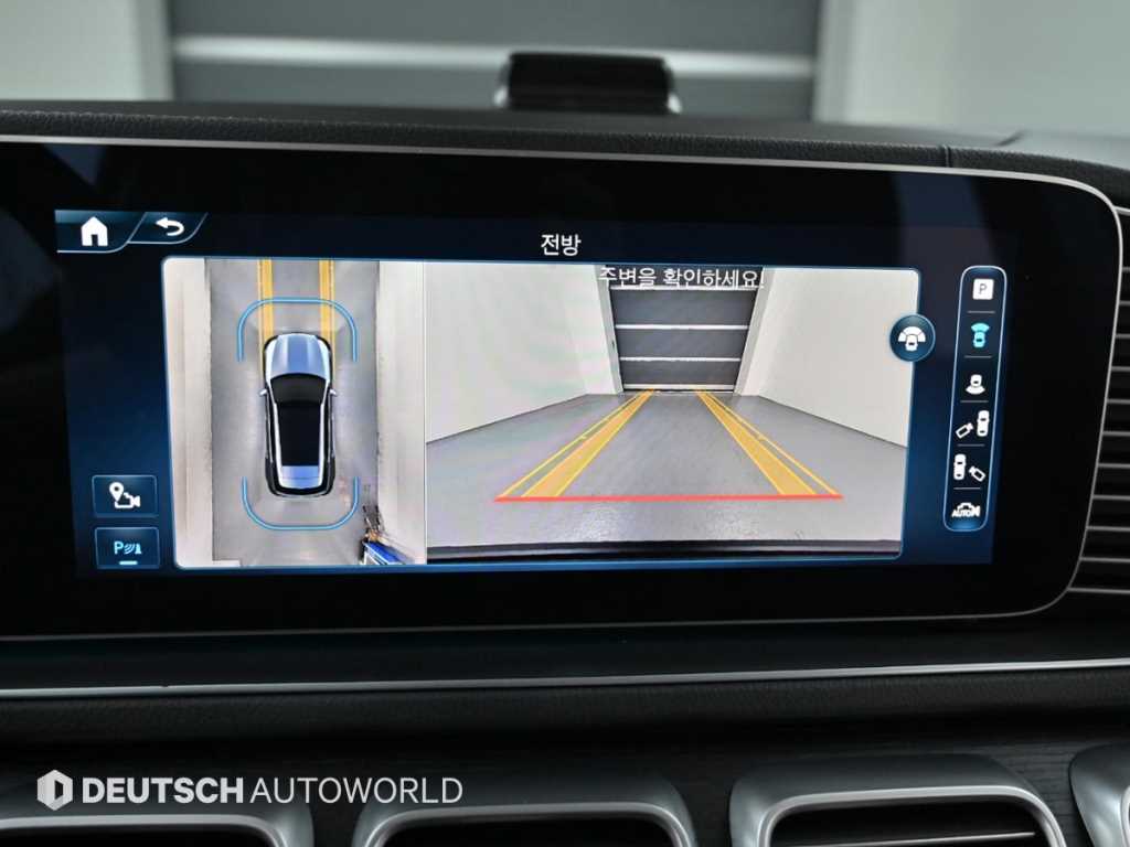 Mercedes-Benz GLE-Class — photo 15