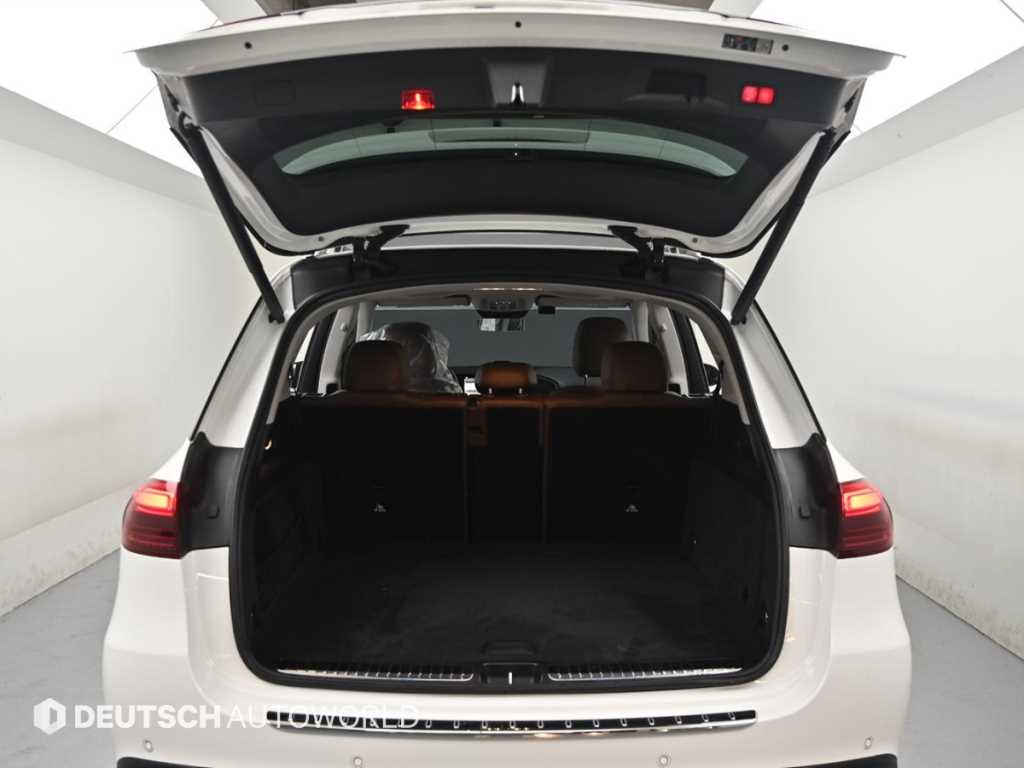 Mercedes-Benz GLE-Class — photo 19