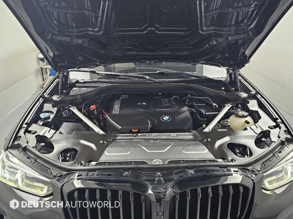 BMW X3 — photo 06