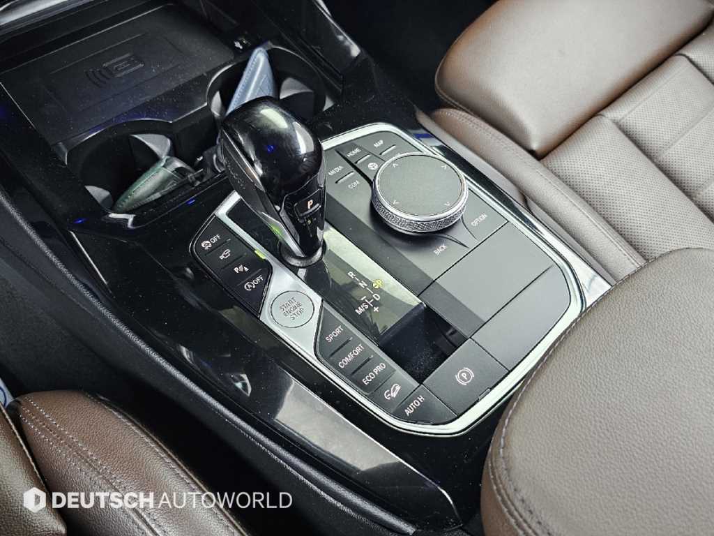 BMW X3 — photo 09