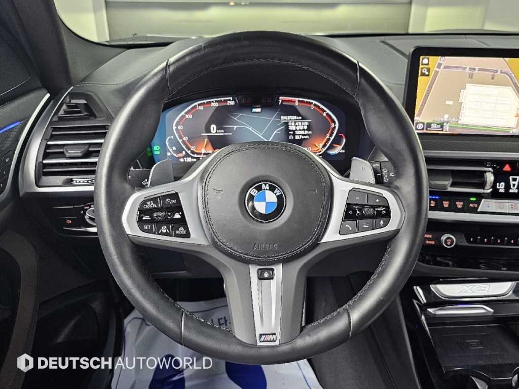 BMW X3 — photo 13