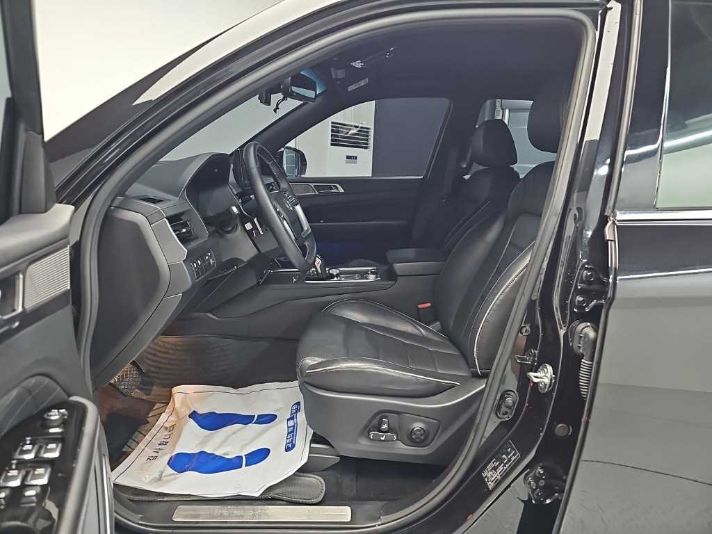 KGM Rexton — photo 11