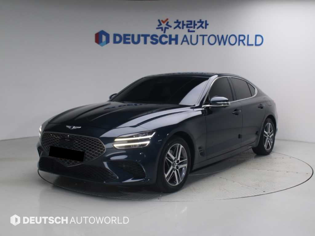 Genesis G70 — photo 01