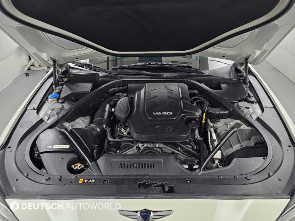 Hyundai Genesis — photo 06