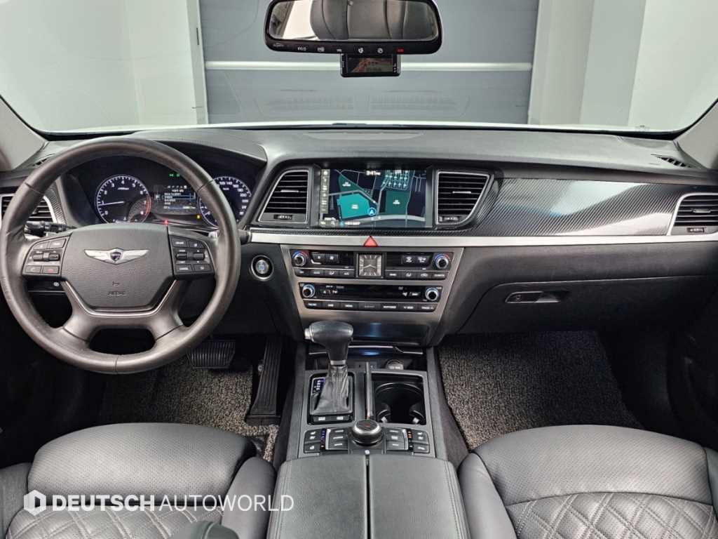 Hyundai Genesis — photo 07