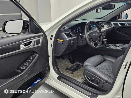 Hyundai Genesis — photo 11