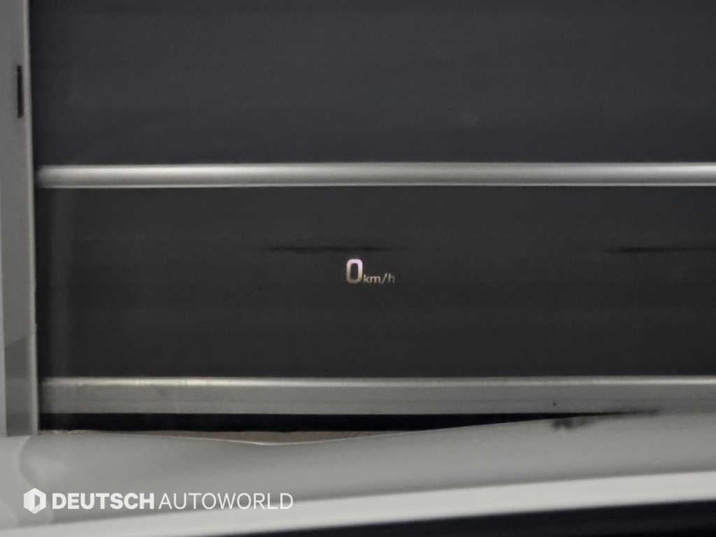 Hyundai Genesis — photo 17