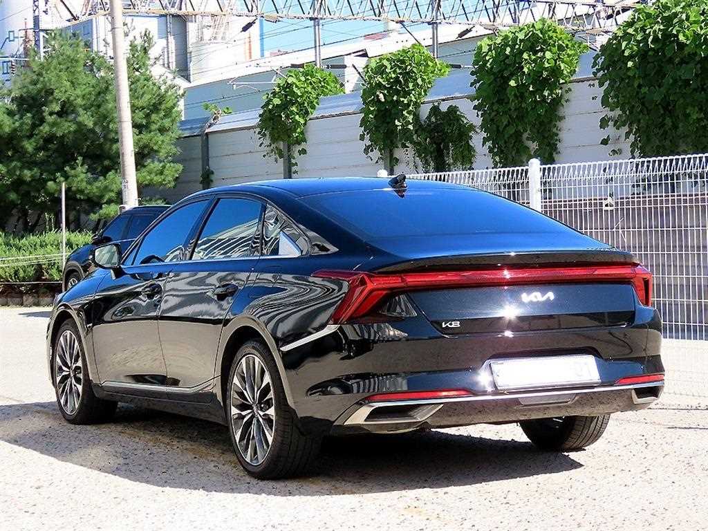 Kia K8 — photo 03