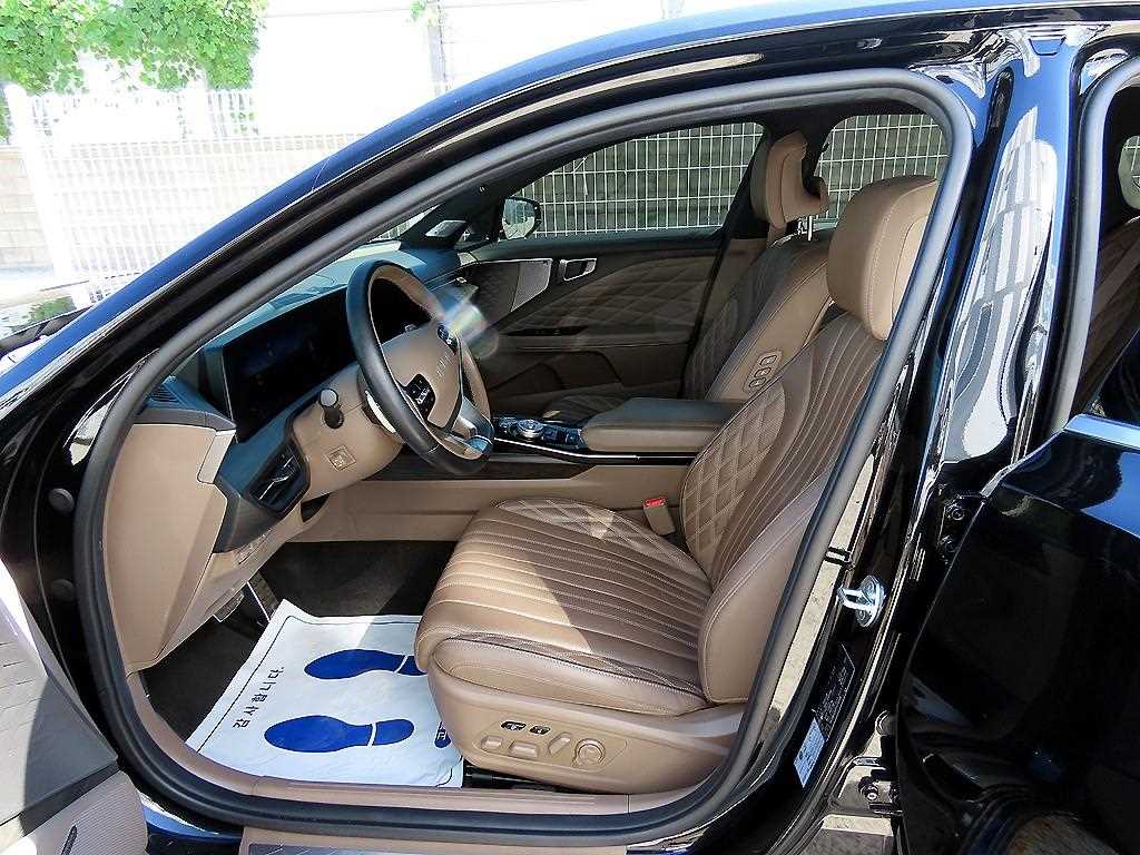 Kia K8 — photo 05