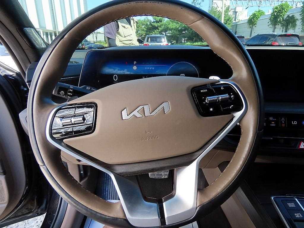 Kia K8 — photo 08