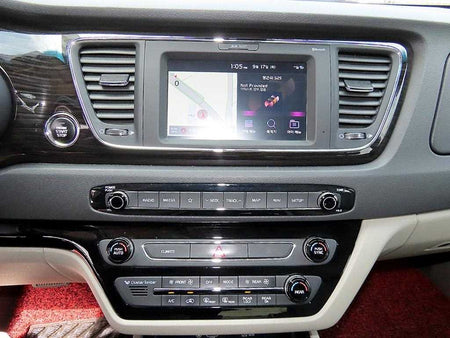 Kia Carnival — photo 13