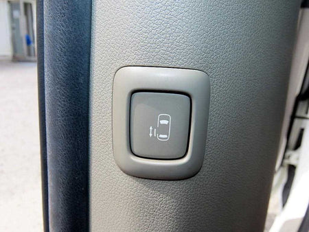 Kia Carnival — photo 17