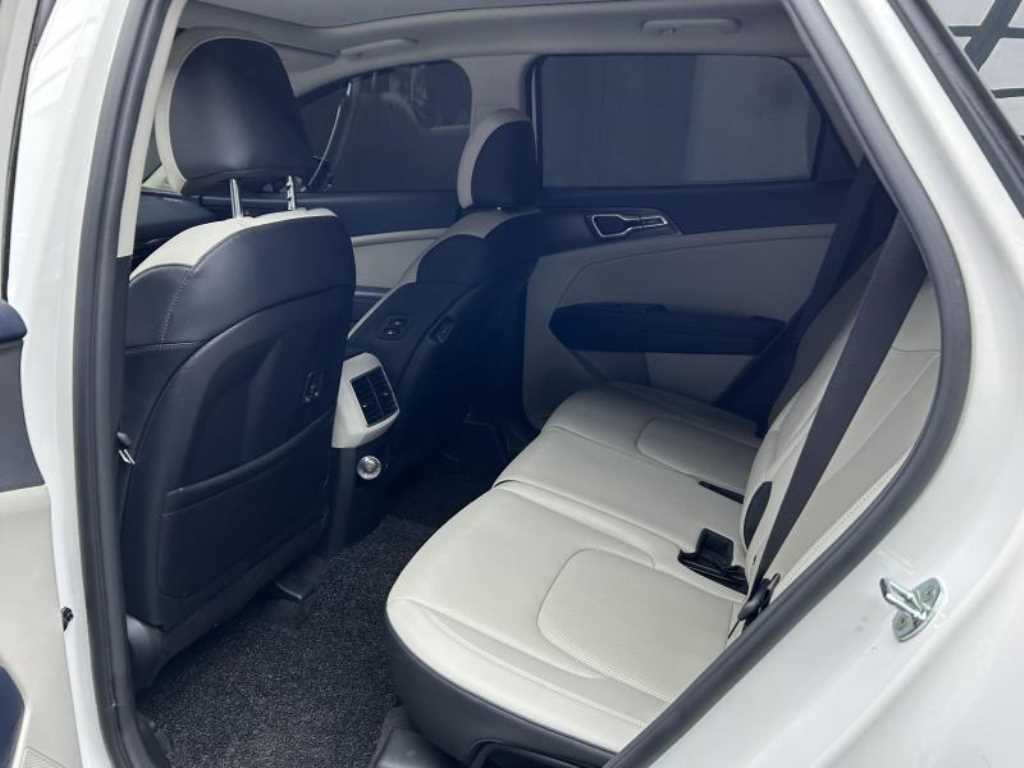 Kia Sportage — photo 07