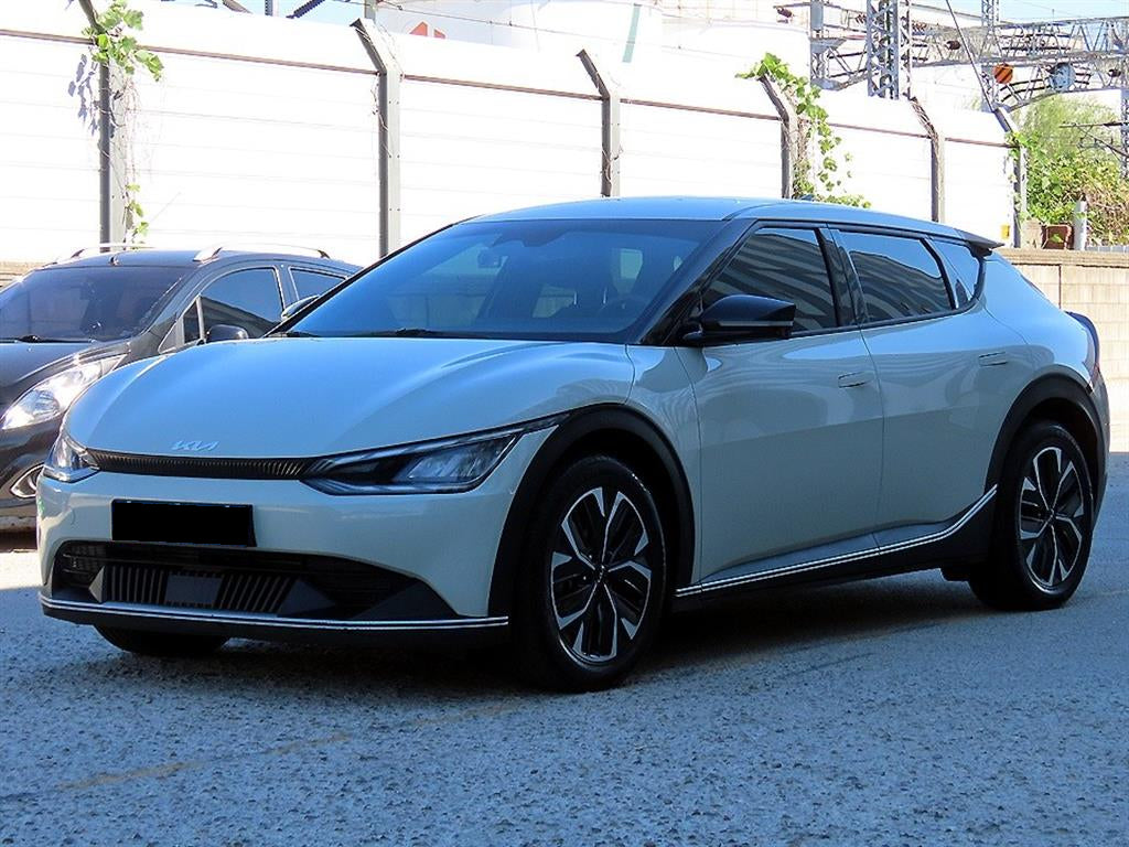 Kia EV6 — photo 02