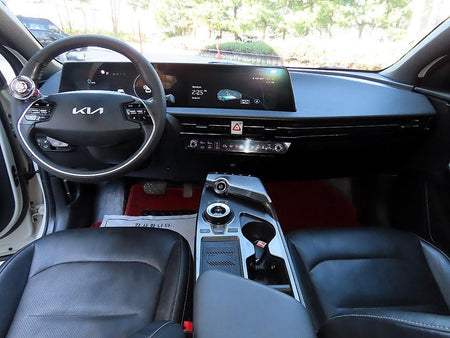 Kia EV6 — photo 07