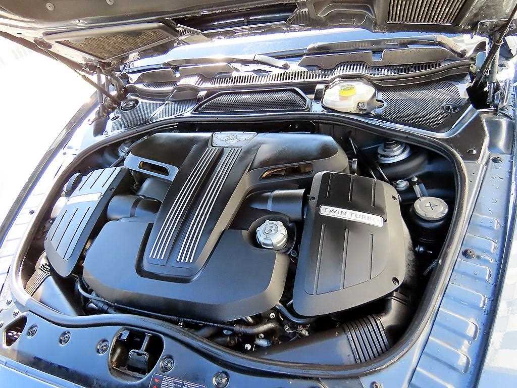 Bentley Continental — photo 18