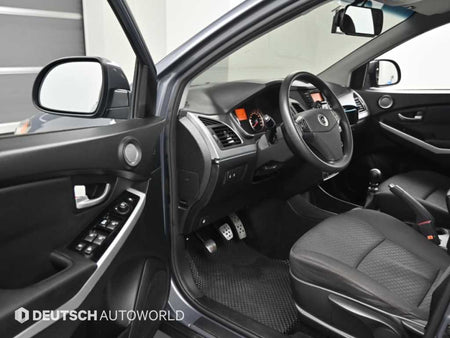 KGM KORANDO — photo 11