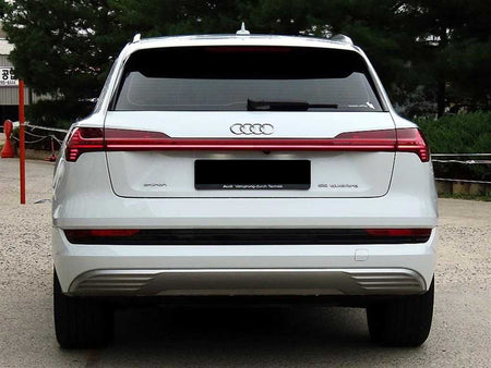 Audi e-tron — photo 04