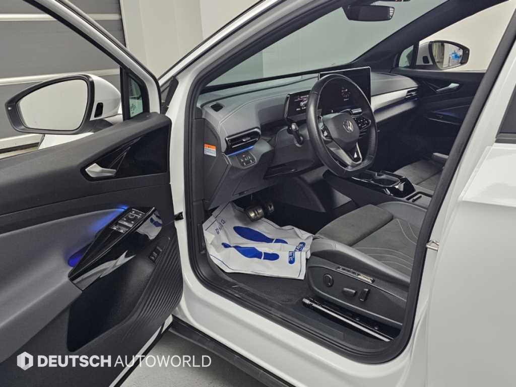 Volkswagen ID.5 — photo 11