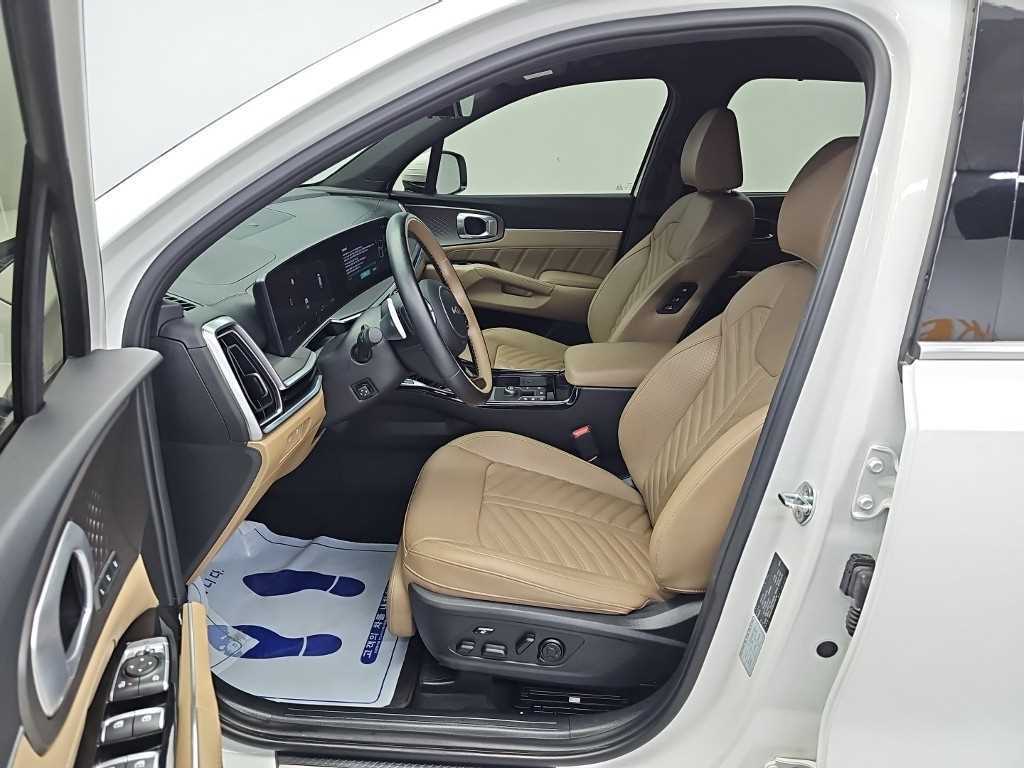 Kia Sorento — photo 11