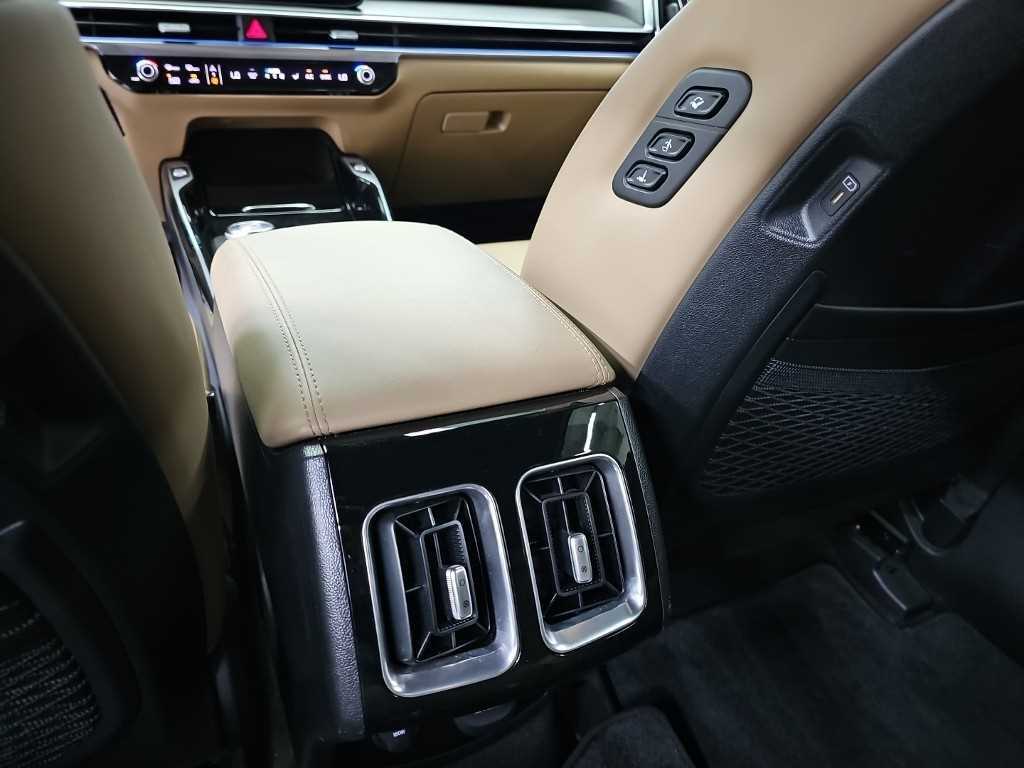 Kia Sorento — photo 14