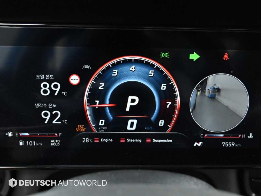 Hyundai Avante — photo 08