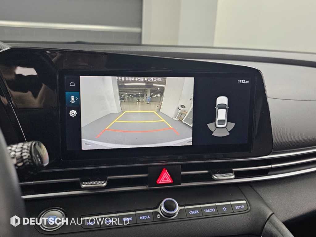 Hyundai Avante — photo 10