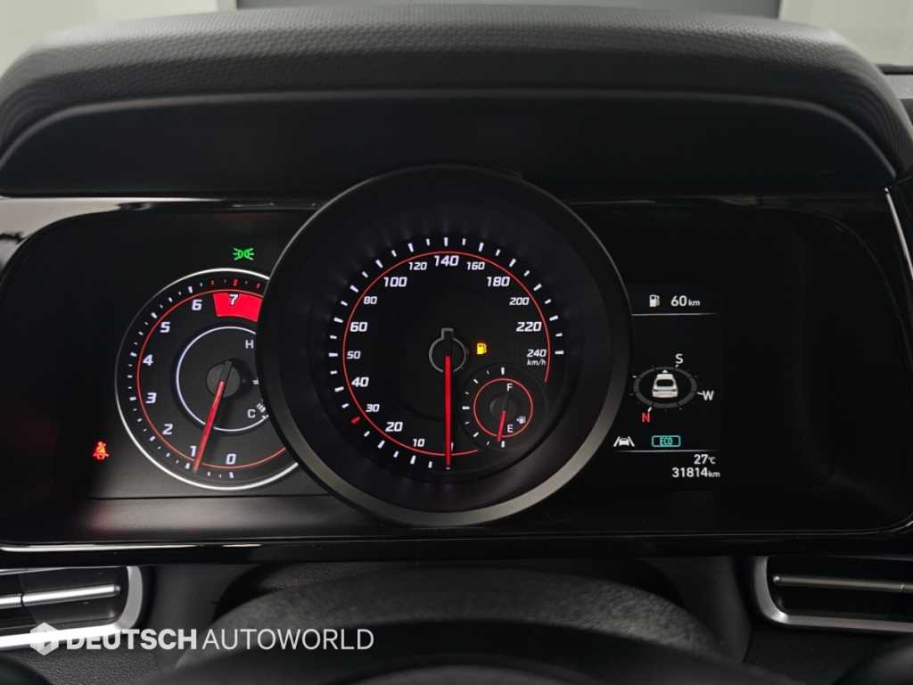 Hyundai Avante — photo 12