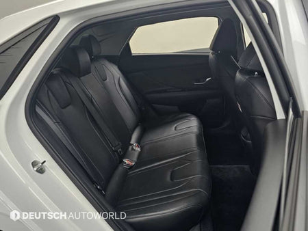 Hyundai Avante — photo 18