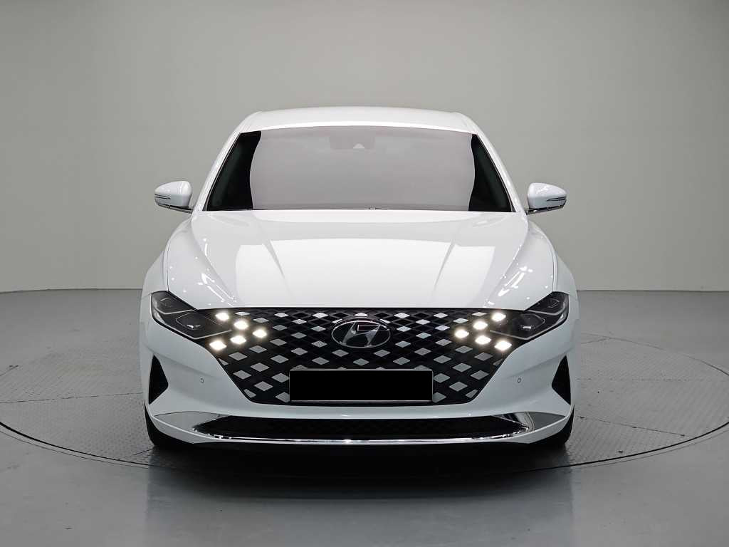 Hyundai Grandeur — photo 02
