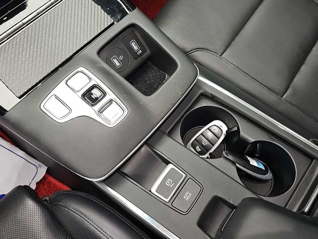 Hyundai Grandeur — photo 08