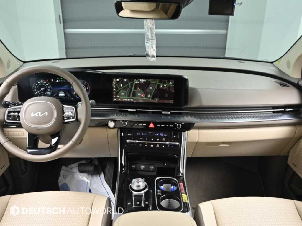 Kia Carnival — photo 07