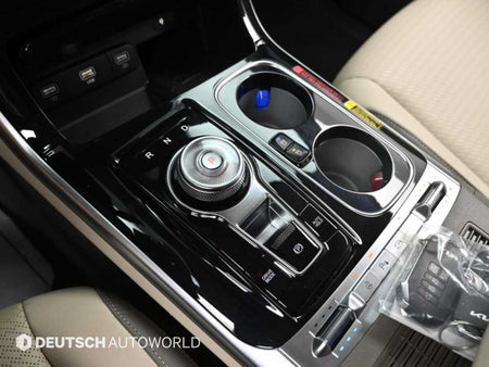 Kia Carnival — photo 09