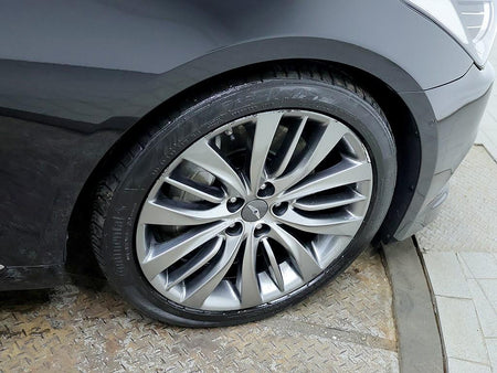 Hyundai Genesis — photo 08