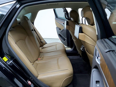 Hyundai Genesis — photo 11