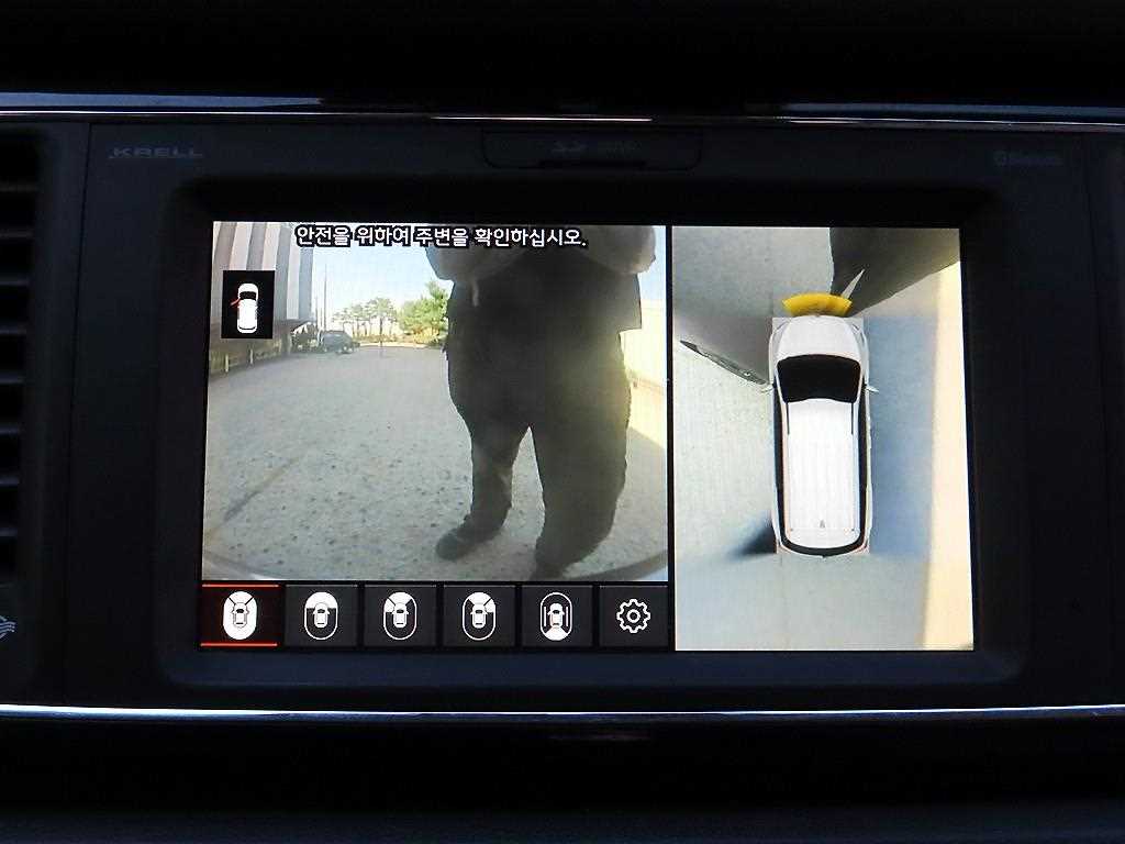 Kia Carnival — photo 15
