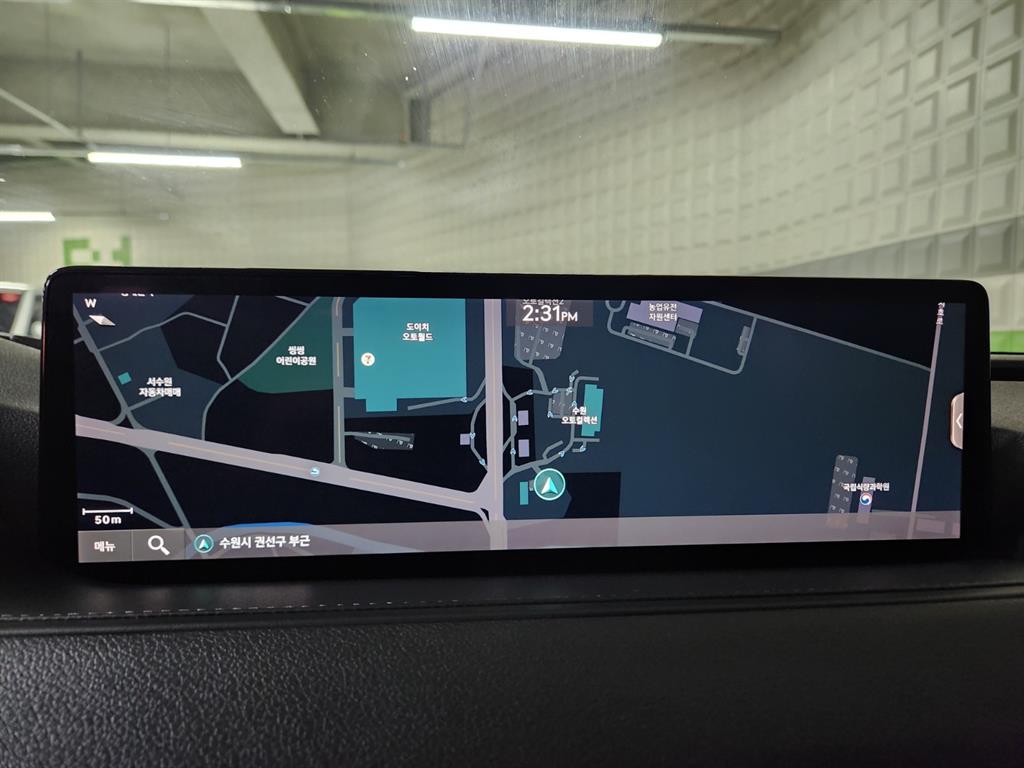 Genesis G80 — photo 12