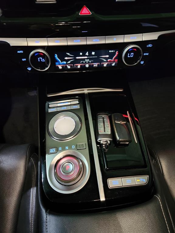 Genesis G80 — photo 15