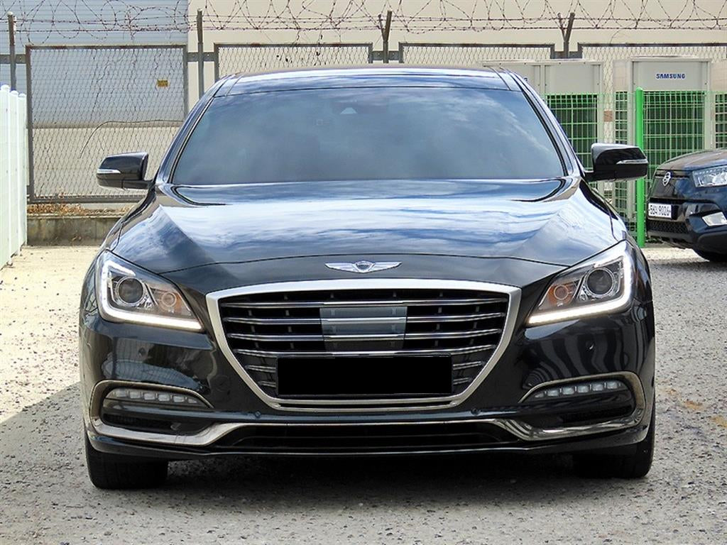 Genesis G80 — photo 01