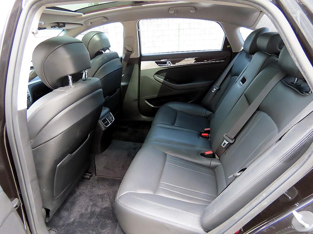 Genesis G80 — photo 06