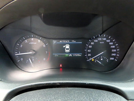 Genesis G80 — photo 09